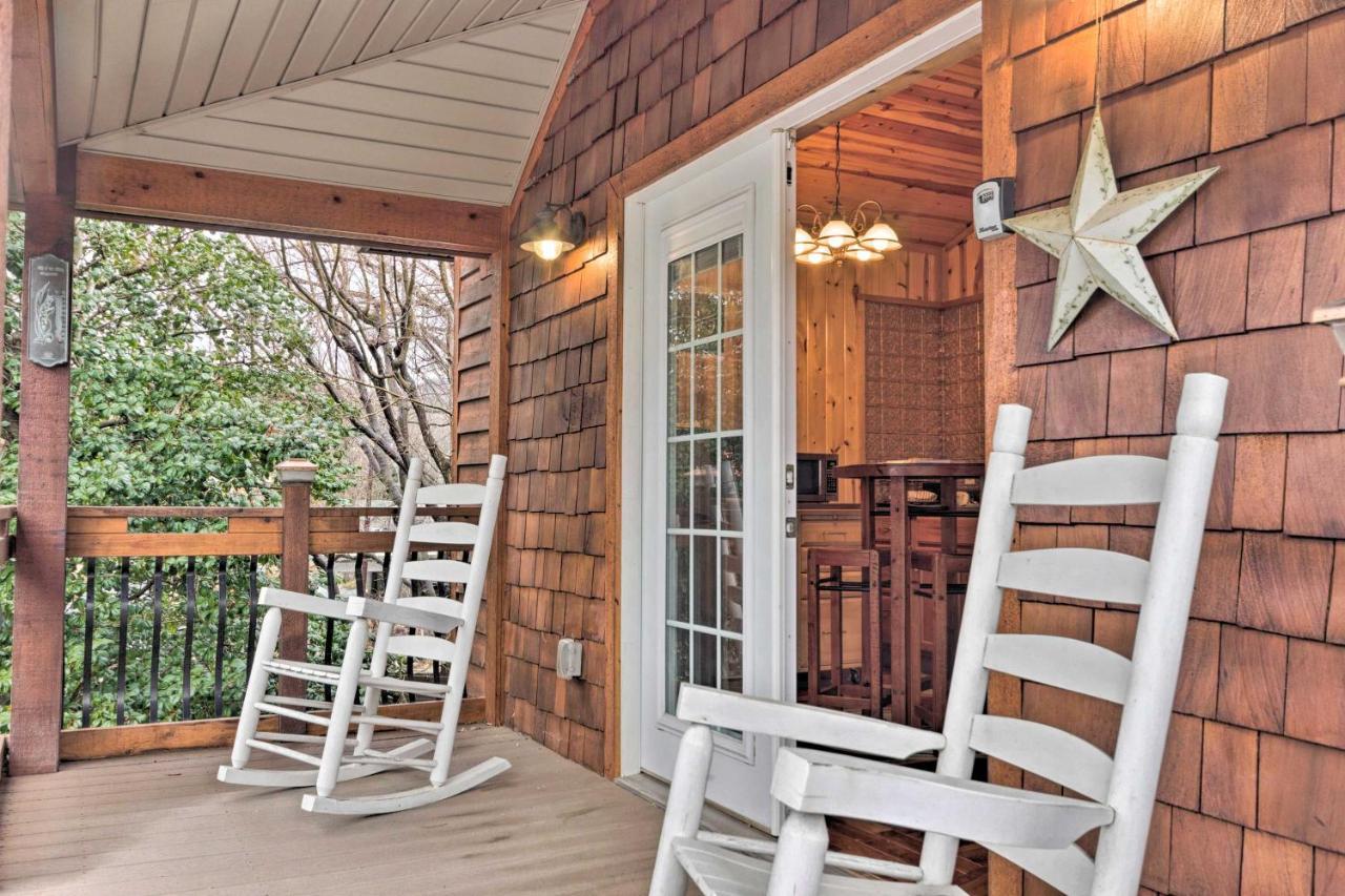 דירות The Boat House Creekside Getaway In Hot Springs! מראה חיצוני תמונה